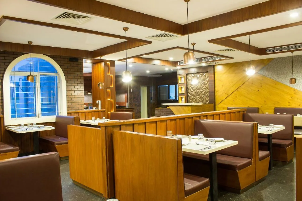 Ni Ambaari Suites In Mysore 3*,